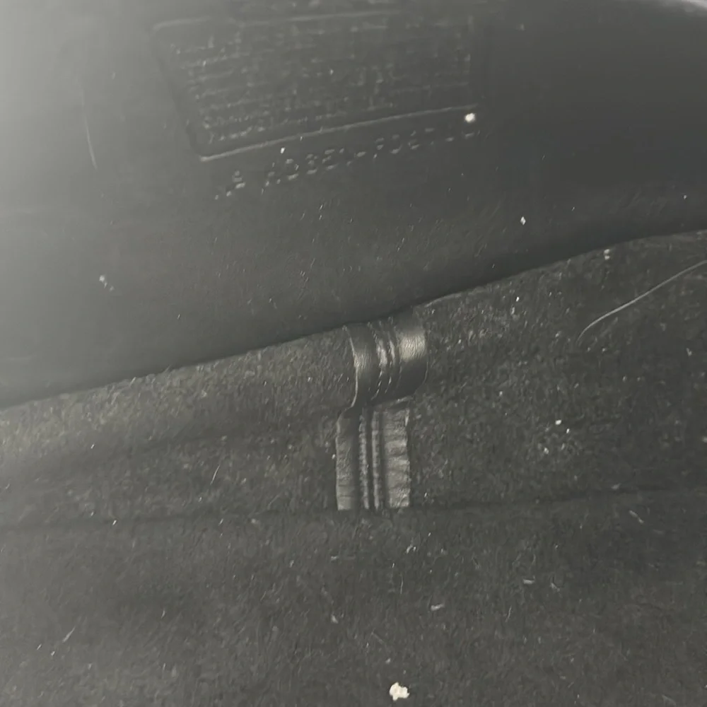 Coach | City Bag #9790 in Black stunning condition - Picture 12 of 14